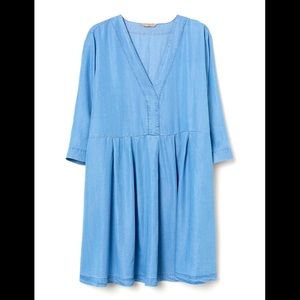 H&M tensel lyocell denim light blue v neck dress